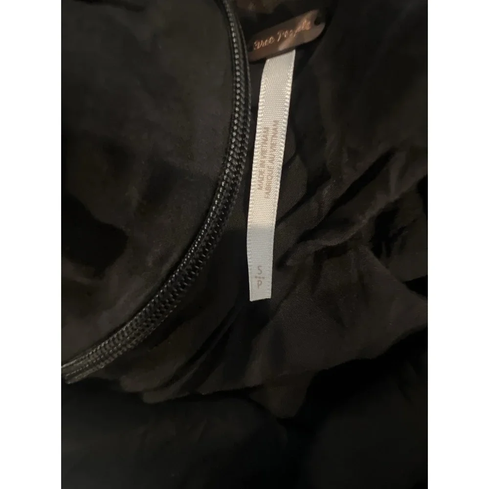Free People tech specs